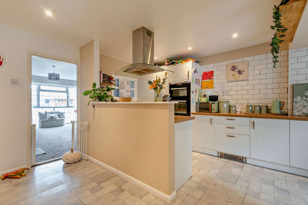 House in Southampton - View 3