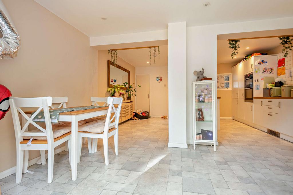 House in Southampton - View 4
