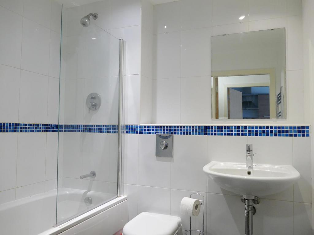 Apartment in Leeds, Warehouse Hill, Lovell Park - More