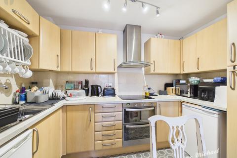 1 bedroom flat for sale, Beaconsfield Road, Aylesbury