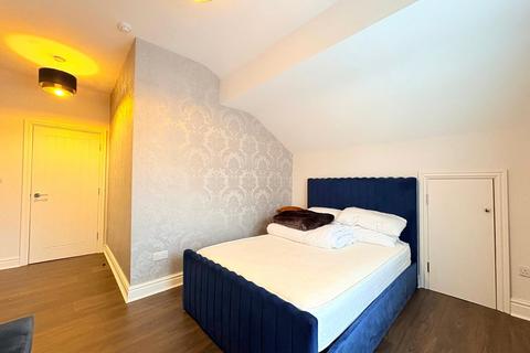 undefined, Allerton Road, Mossley Hill, Liverpool, Merseyside, L18