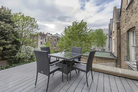 3 bedroom apartment to rent, Essex Road London N1