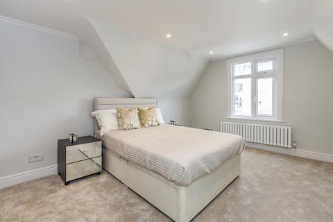 3 bedroom apartment to rent, Essex Road London N1