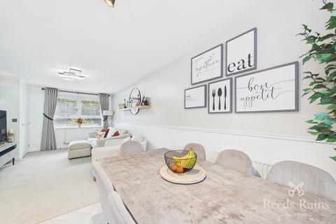 3 bedroom detached house for sale, Harlequin Drive, Nottinghamshire S81