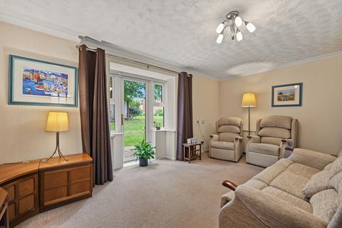 2 bedroom flat for sale, Brentwood Gardens, Coventry CV3