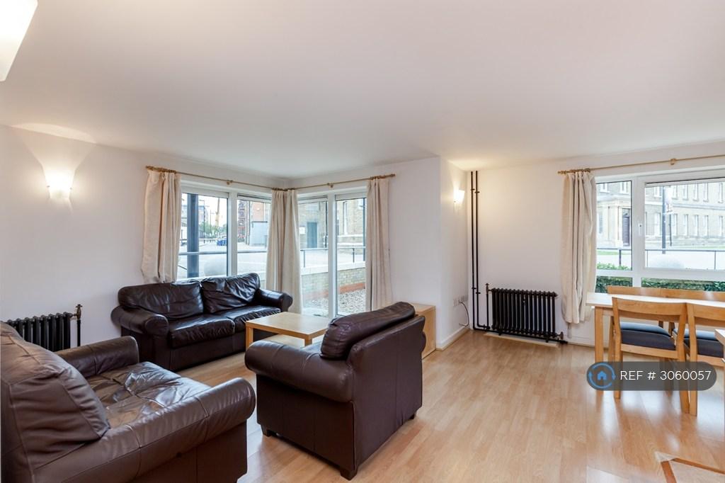 Apartment in London - More