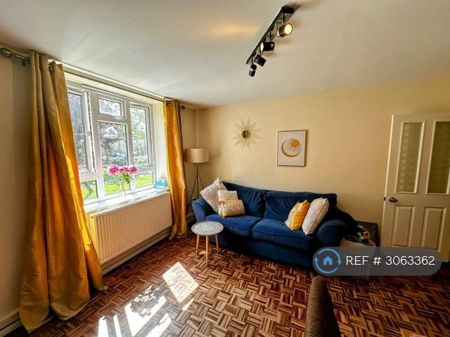Apartment in London - View 2