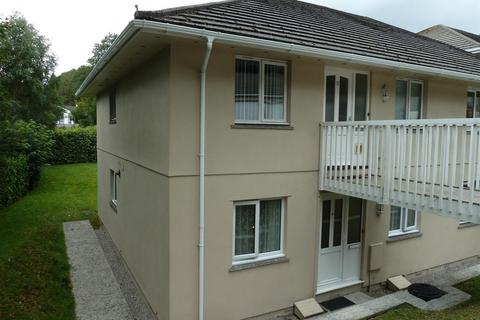 2 bedroom flat to rent, Tremorvah Court, Truro