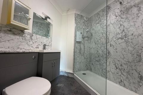 1 bedroom flat for sale, Coddenham Road, Ipswich IP6
