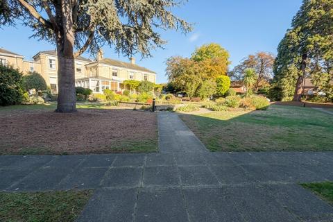 1 bedroom flat for sale, Coddenham Road, Ipswich IP6