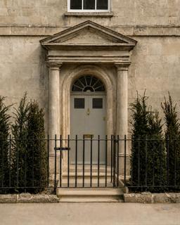 5 bedroom townhouse for sale, The Mews House, Dyer Street, Cirencester, Gloucestershire GL7