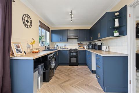 3 bedroom terraced house for sale, Suffield Way, King's Lynn