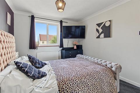3 bedroom terraced house for sale, Suffield Way, King's Lynn