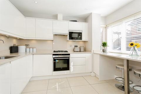 4 bedroom semi-detached house for sale, Middleton Close, Cambridge