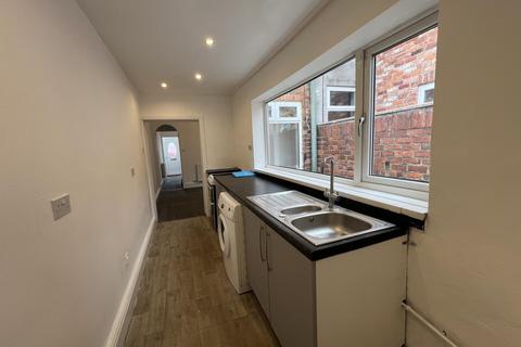 2 bedroom terraced house for sale, Grainger Street, Darlington