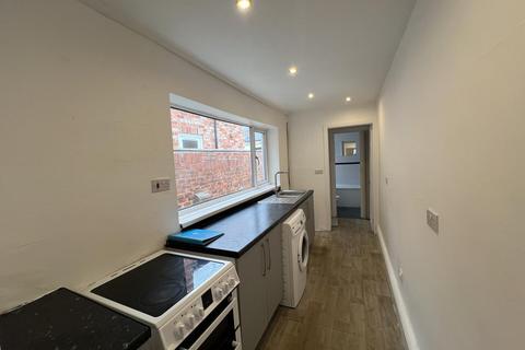 2 bedroom terraced house for sale, Grainger Street, Darlington