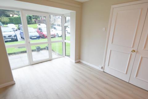2 bedroom flat to rent, Kay Brow, Ramsbottom BL0