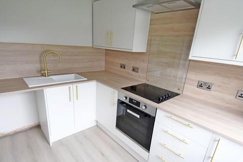 2 bedroom flat to rent, Kay Brow, Ramsbottom BL0