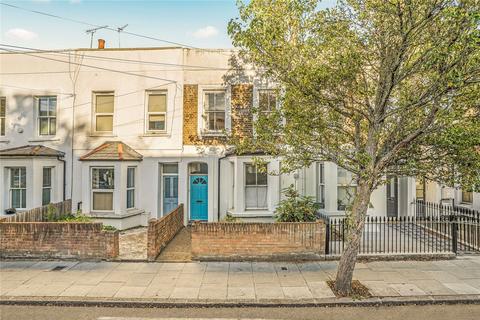 3 bedroom terraced house for sale, Lyndhurst Way, Peckham, London, SE15