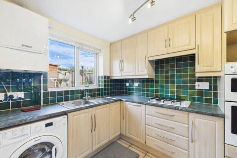 2 bedroom terraced house to rent, Upton Gardens, Upton-upon-Severn, Worcester