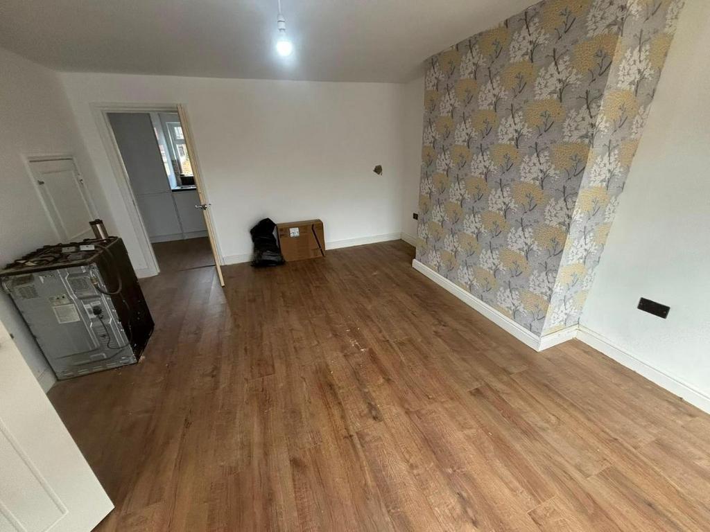 House in Leicester - View 2