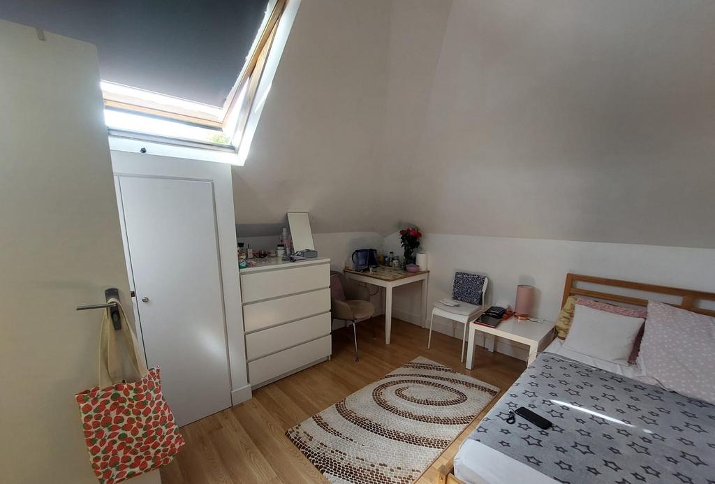 Apartment in Edgware - View 2