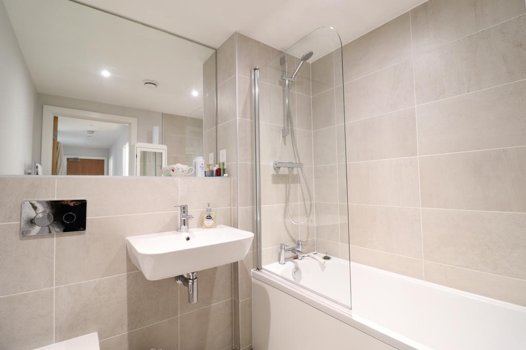 Apartment in Birmingham, Jewellery Quarter - View 5