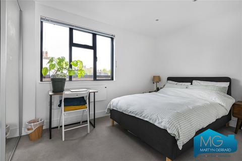 undefined, Colney Hatch Lane, London, N10