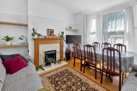 3 bedroom end of terrace house for sale, Bulstrode Road, Hounslow, TW3