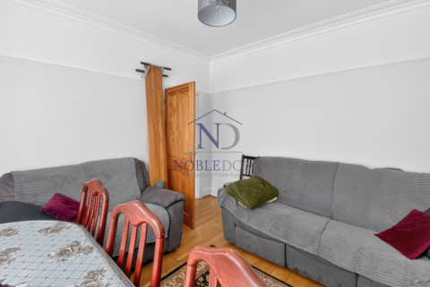 3 bedroom end of terrace house for sale, Bulstrode Road, Hounslow, TW3