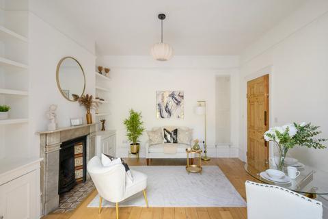 2 bedroom apartment for sale, Brondesbury Road, London, NW6