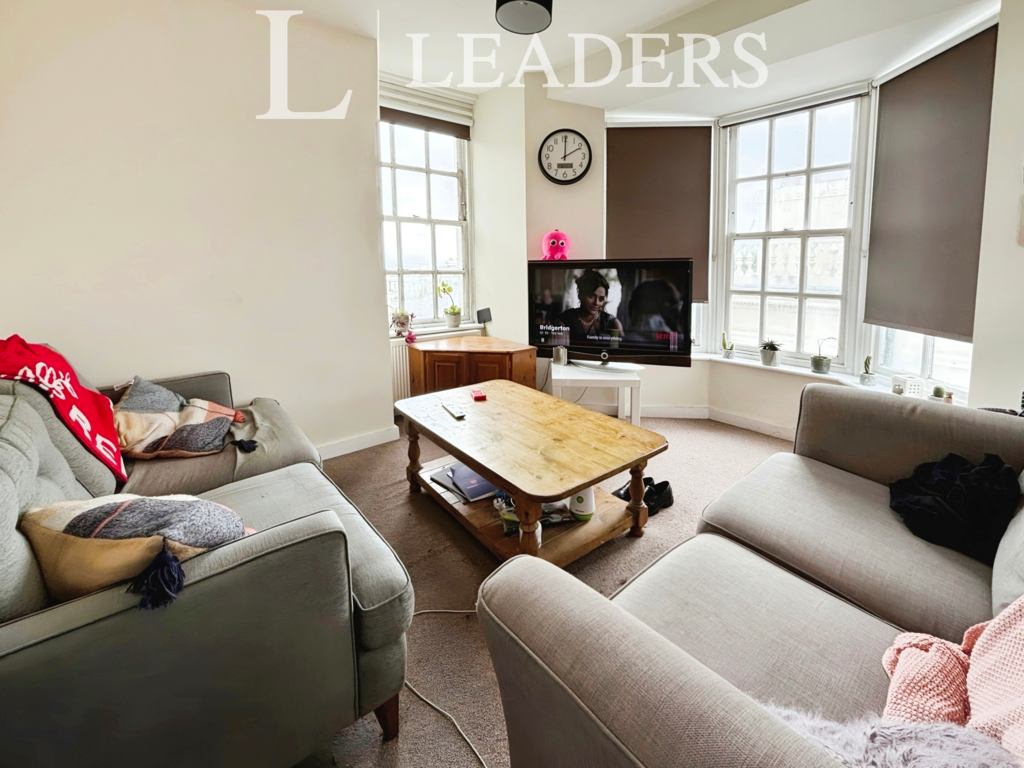 Apartment in Western Road - View 2