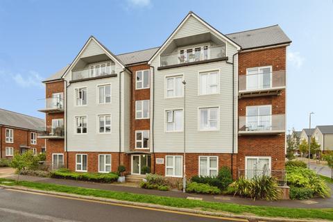 2 bedroom ground floor flat for sale, Herald Gardens, Tunbridge Wells