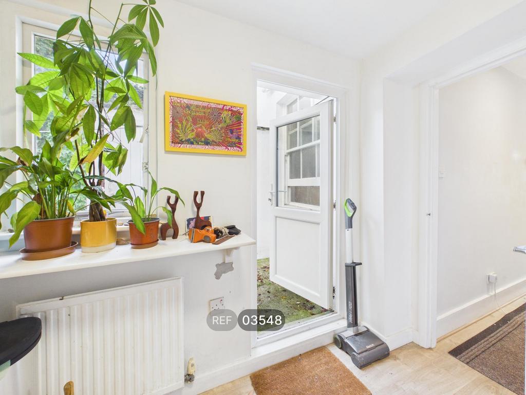 Apartment in Brighton - More
