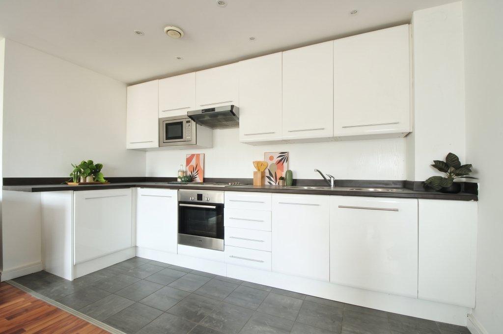 Apartment in Manchester - View 5