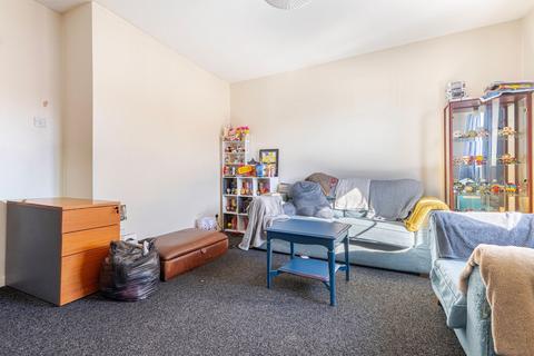 2 bedroom flat to rent, Southtown Road, Great Yarmouth