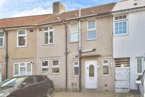 3 bedroom terraced house for sale, 54 Fieldway, Dagenham, Essex, RM8