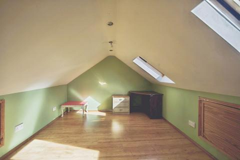 3 bedroom terraced house for sale, 54 Fieldway, Dagenham, Essex, RM8