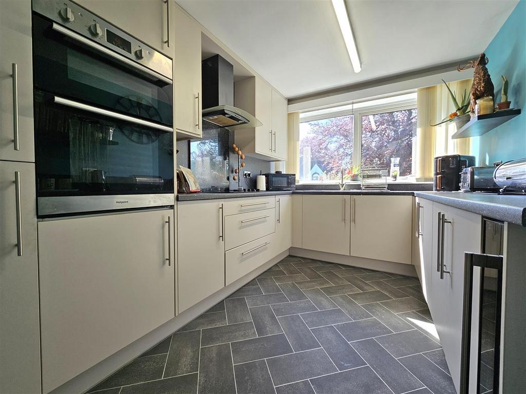 Apartment in Solihull - More