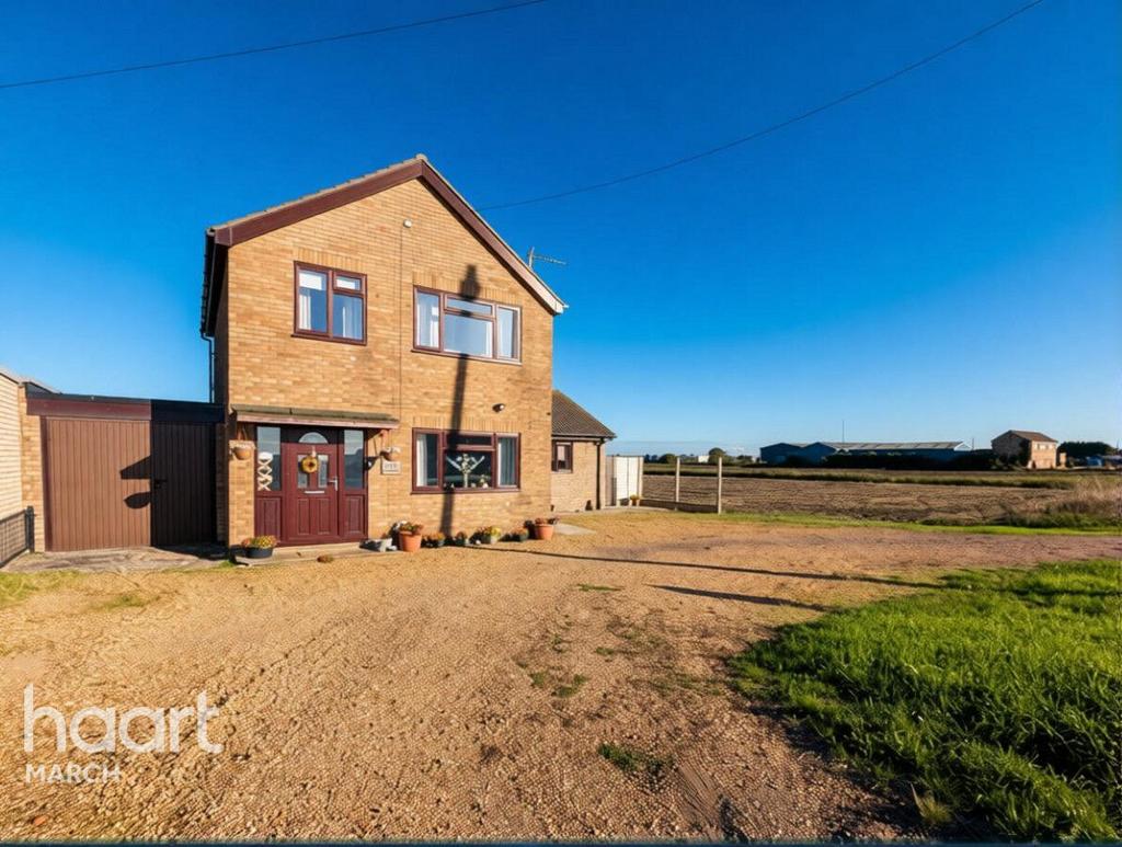 Herne Road, Ramsey St Mary's 4 bed detached house for sale - £375,000