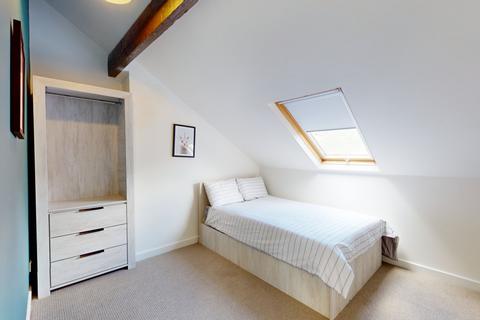 5 bedroom house to rent,  Moorland Avenue, Leeds LS6