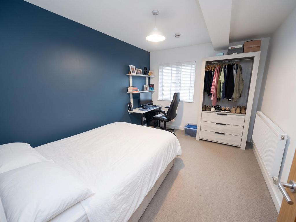 House in Leeds, Hyde Park - View 4