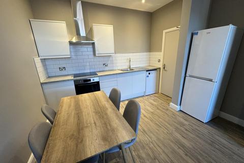 undefined, 25 Hyde Park Villas, Leeds LS6