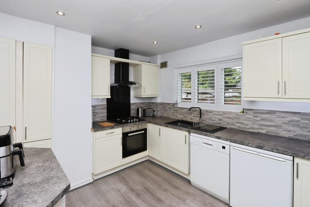 Apartment in Sheffield - View 3