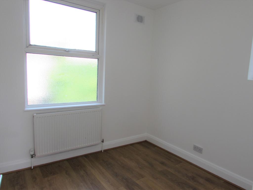 House in Harrow - More