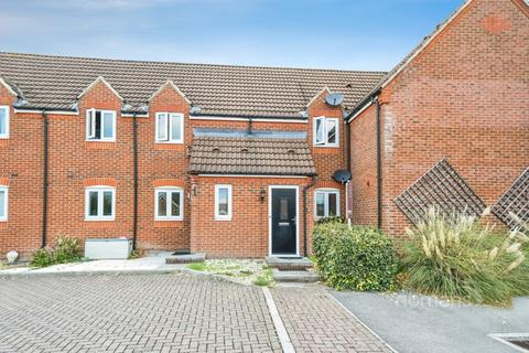 2 bedroom flat to rent, Darling Close, Stratton St Margaret, Swindon, SN3