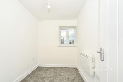 2 bedroom flat to rent, Darling Close, Stratton St Margaret, Swindon, SN3