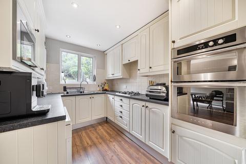 undefined, Old Lodge Lane, Purley CR8