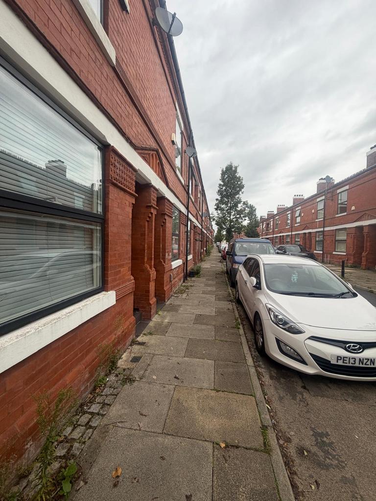 House in Manchester, Greater Manchester - View 3