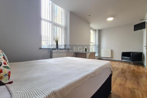 1 bedroom in a flat share to rent, Threadworks, Threadneedle Street, Huddersfield, HD1